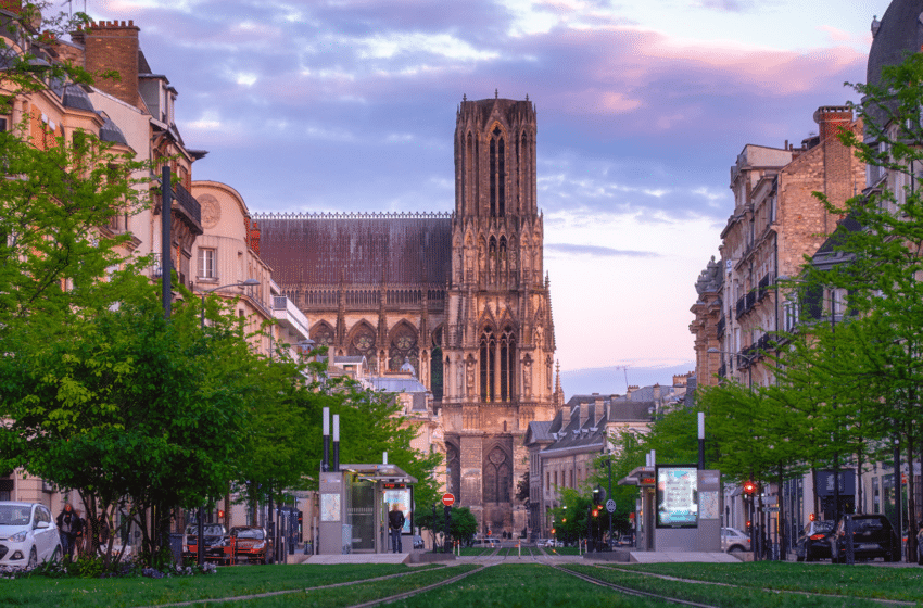 Reims : atouts, histoire royale et culture du champagne, Grandes Ecoles et entreprises