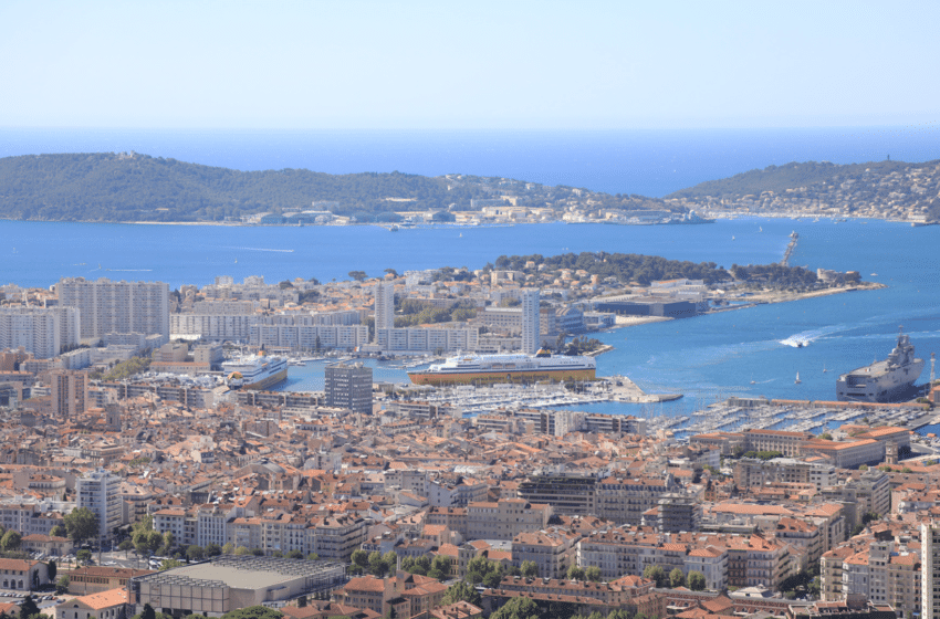 Toulon : atouts, histoire maritime, culture et grandes entreprises implantées